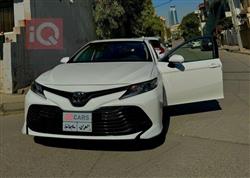 تۆیۆتا کامری